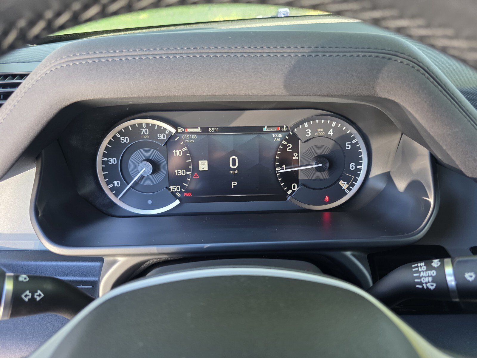 Used 2023 Land Rover Defender 110 X-Dynamic SE AWD/4WD image 21