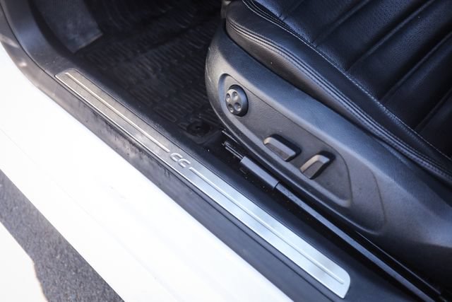 Used 2013 Volkswagen CC Sport FWD image 40