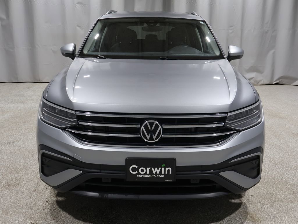 Used 2024 Volkswagen Tiguan SE image 7