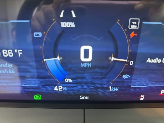 New 2027 Chevrolet Bolt LT w/ Comfort Package FWD image 19