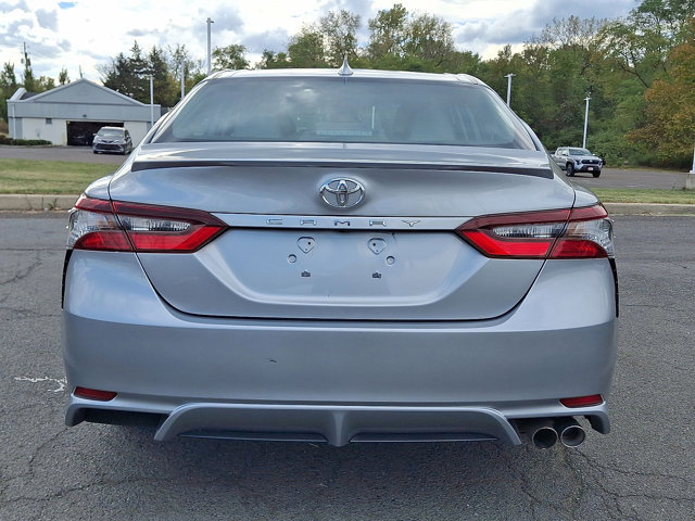 Used 2024 Toyota Camry SE image 25