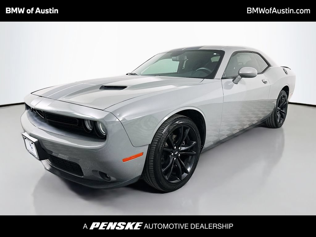 Used 2017 Dodge Challenger SXT w/ Blacktop Package RWD image 1