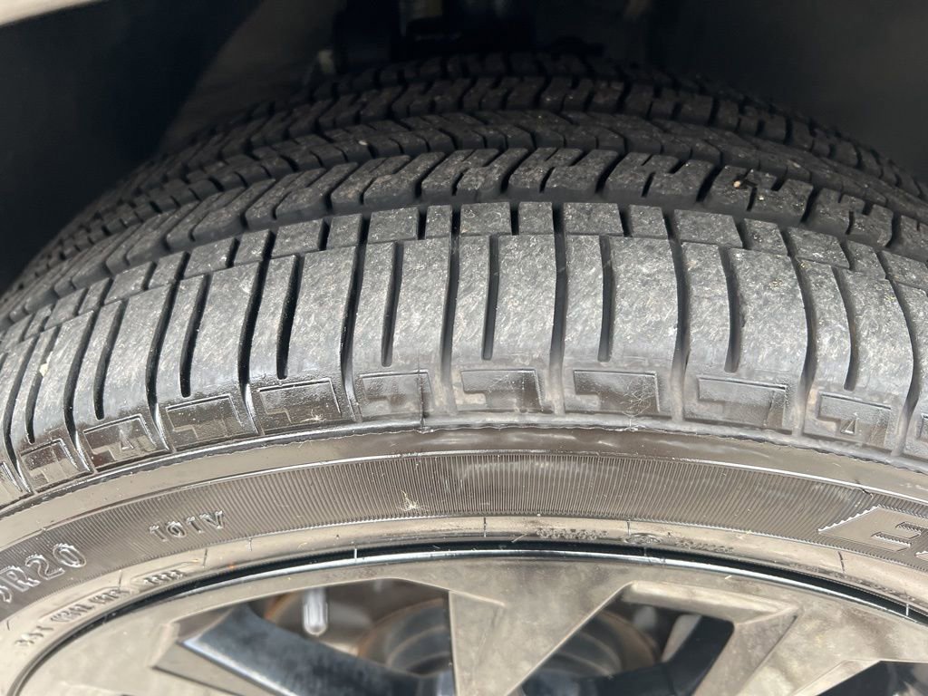 Used 2023 Kia Sorento SX image 42