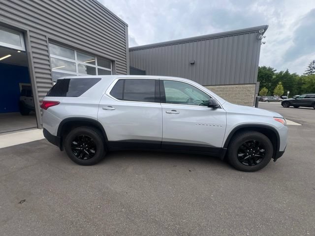 Used 2018 Chevrolet Traverse LS w/ LPO, Floor Liner Package FWD image 4