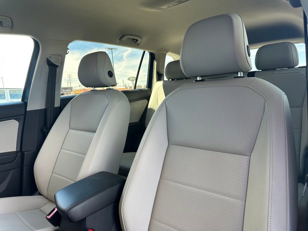 Used 2019 Volkswagen Tiguan SE FWD image 15