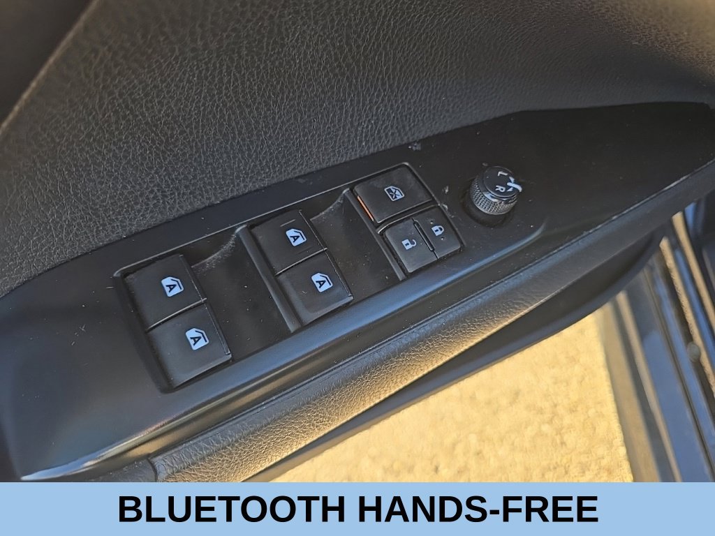 Used 2020 Toyota Camry SE FWD image 7