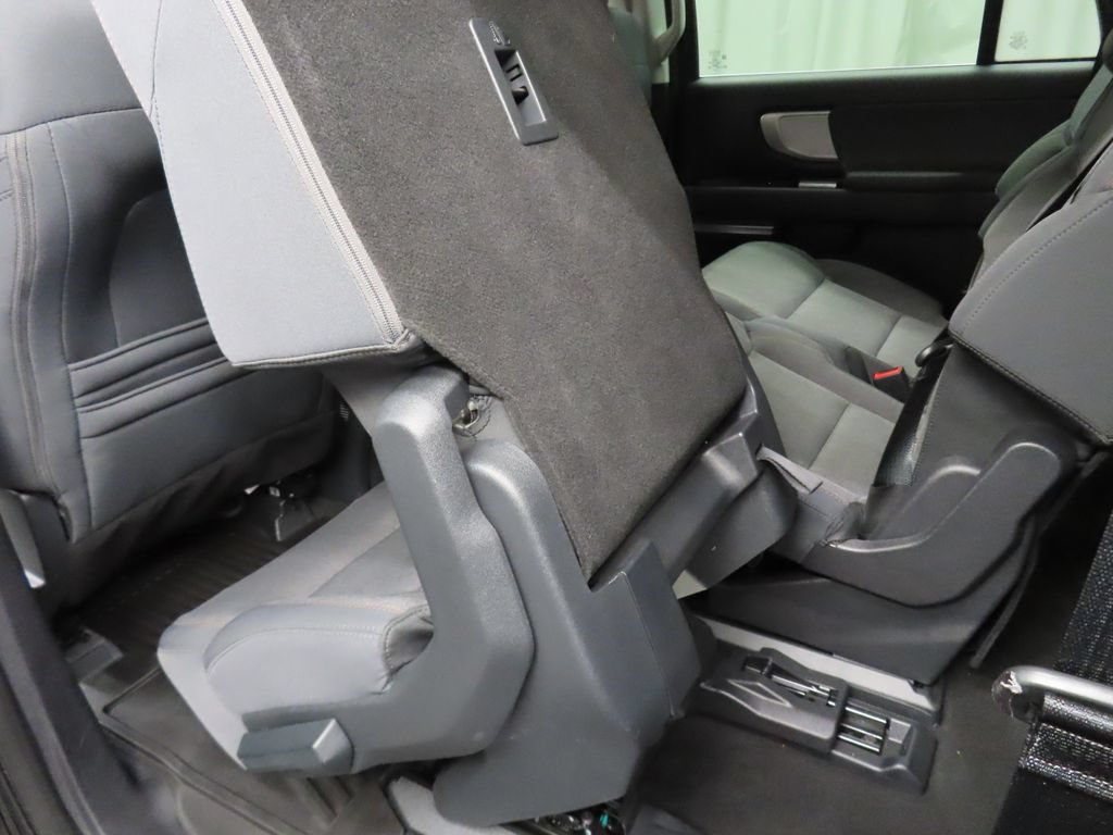 Used 2025 Ford Expedition Max Active AWD/4WD image 71