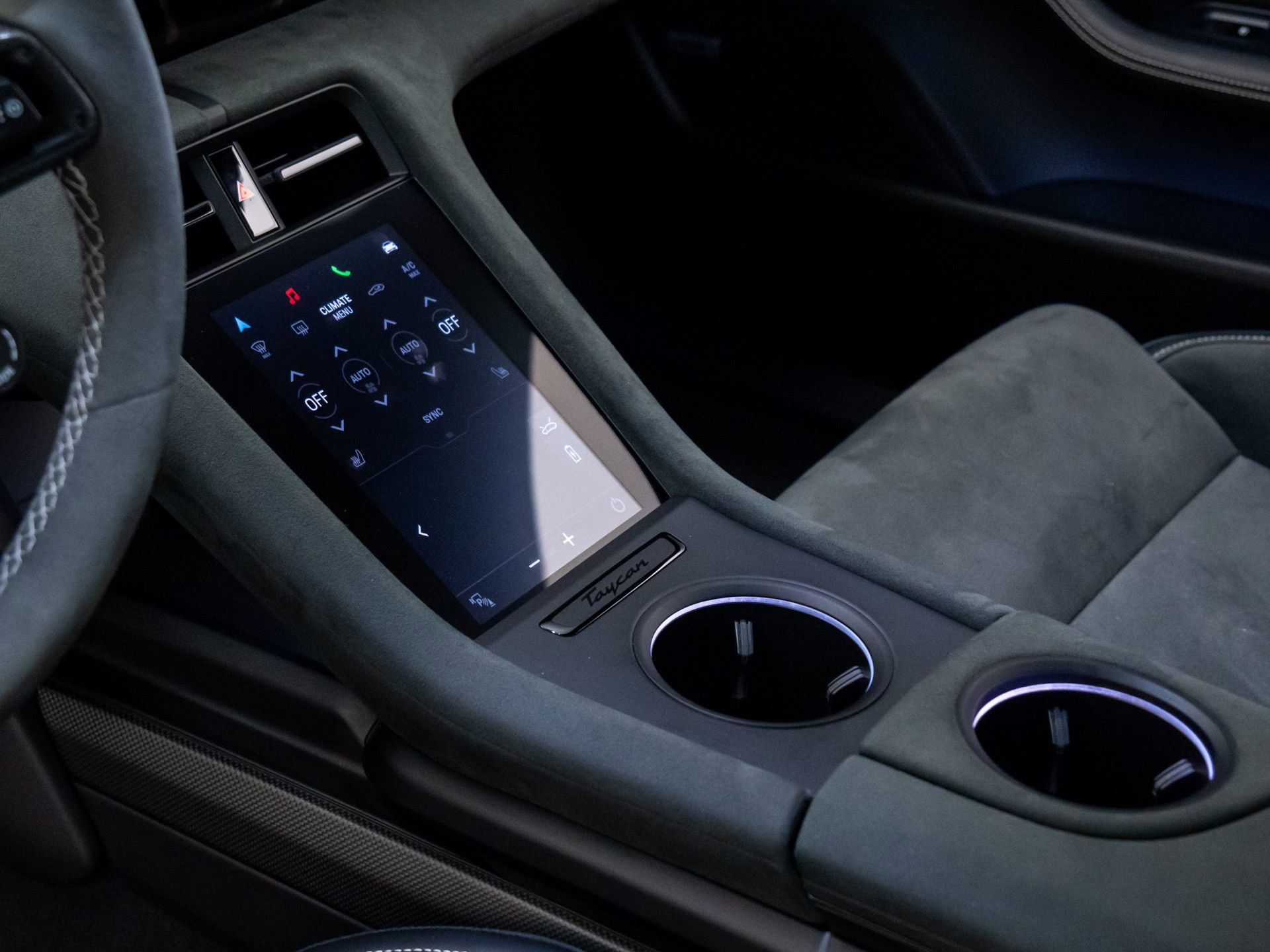 Certified 2024 Porsche Taycan GTS image 13