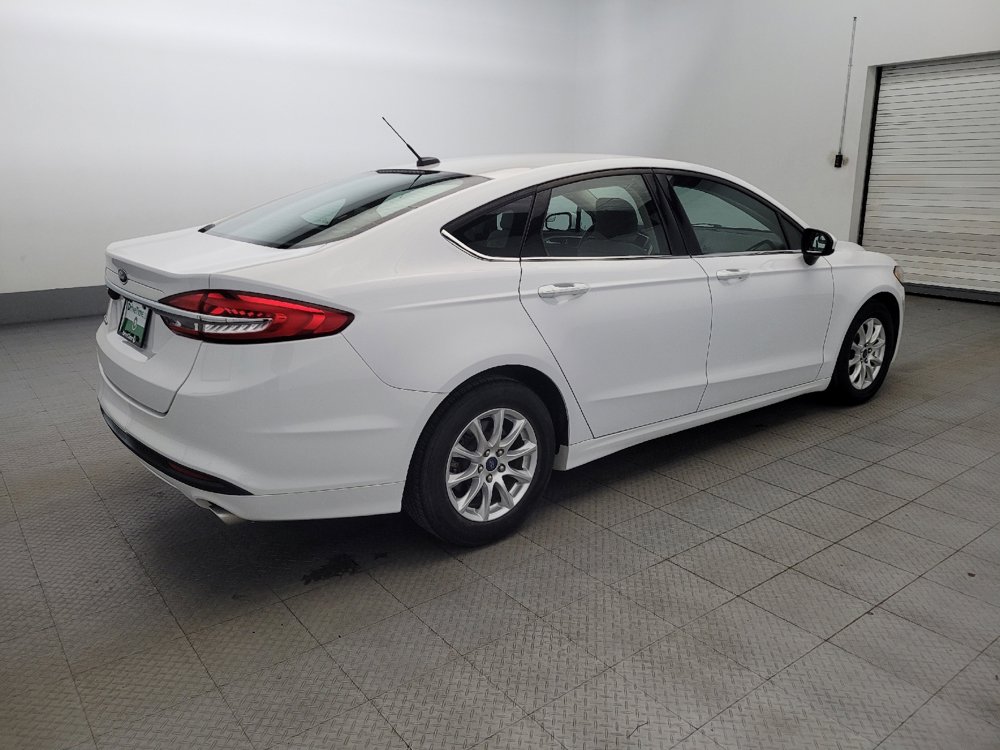 Used 2018 Ford Fusion S image 10