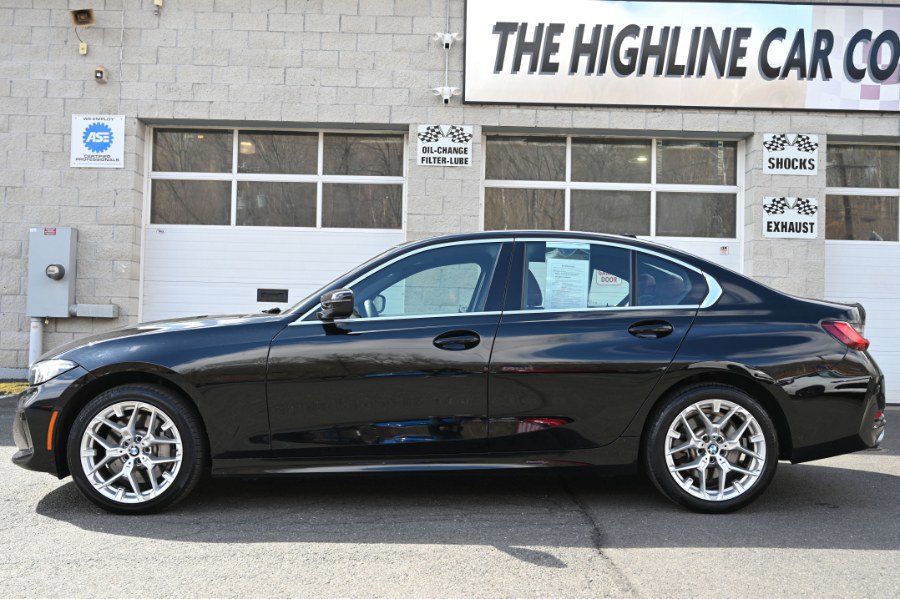 Used 2025 BMW 330i xDrive Sedan AWD/4WD image 2