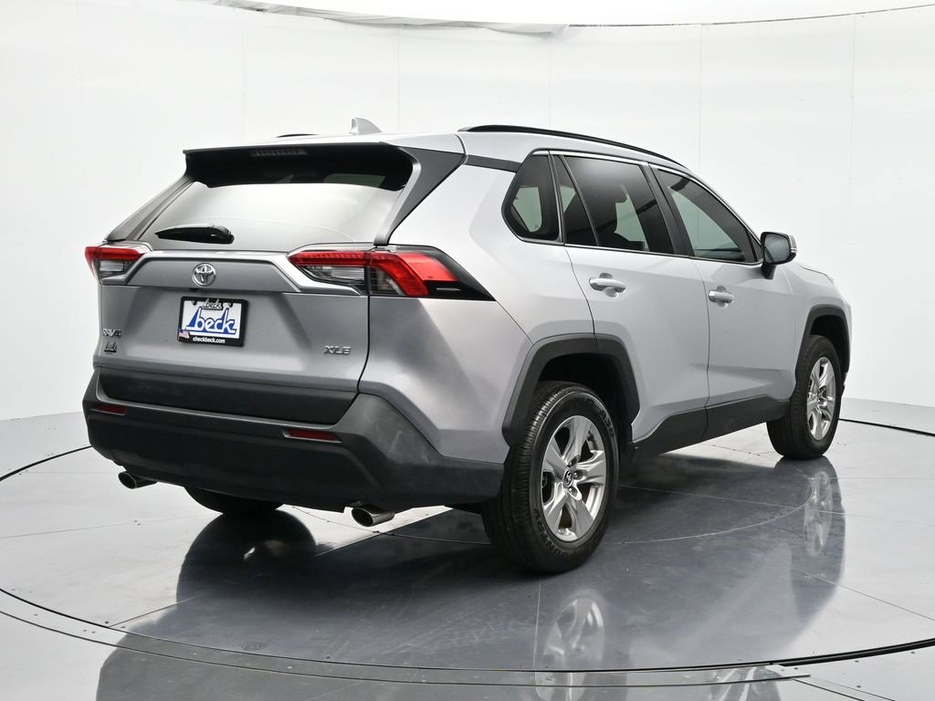Used 2025 Toyota RAV4 XLE image 5