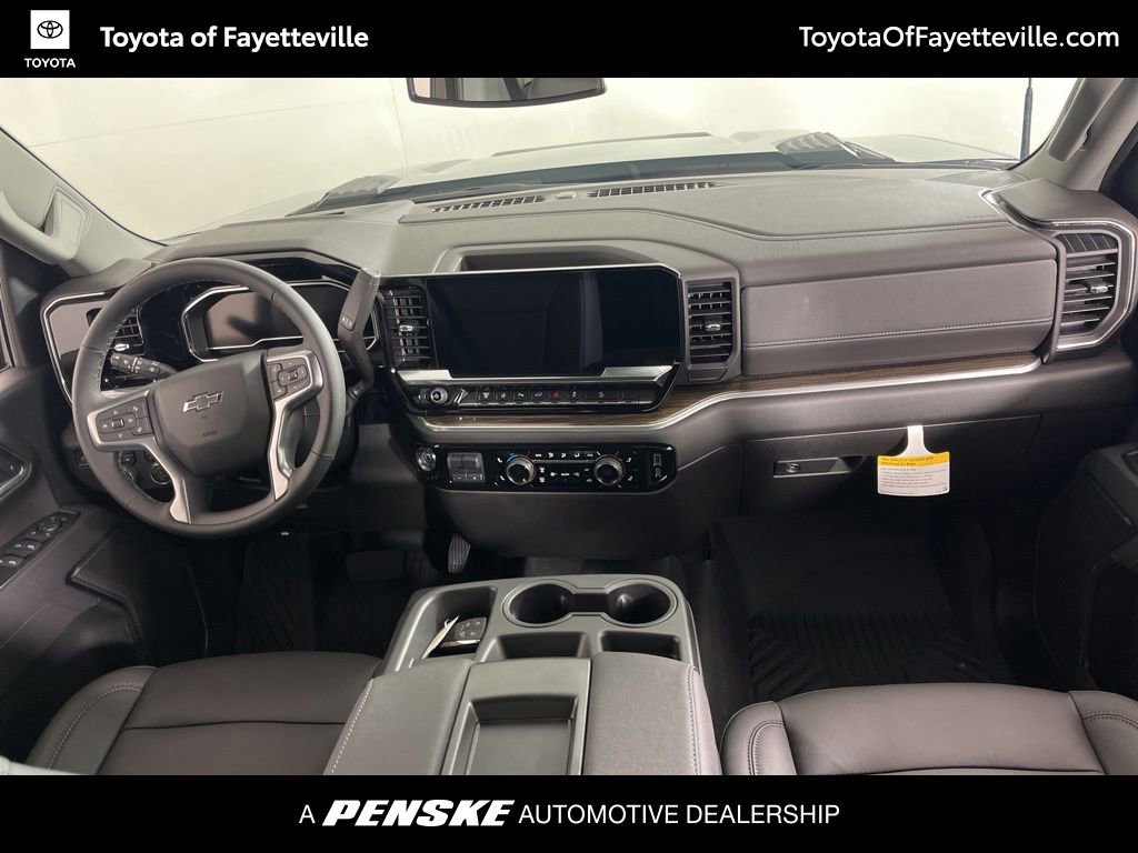 Used 2025 Chevrolet Silverado 2500 LT w/ Trail Boss Package image 15