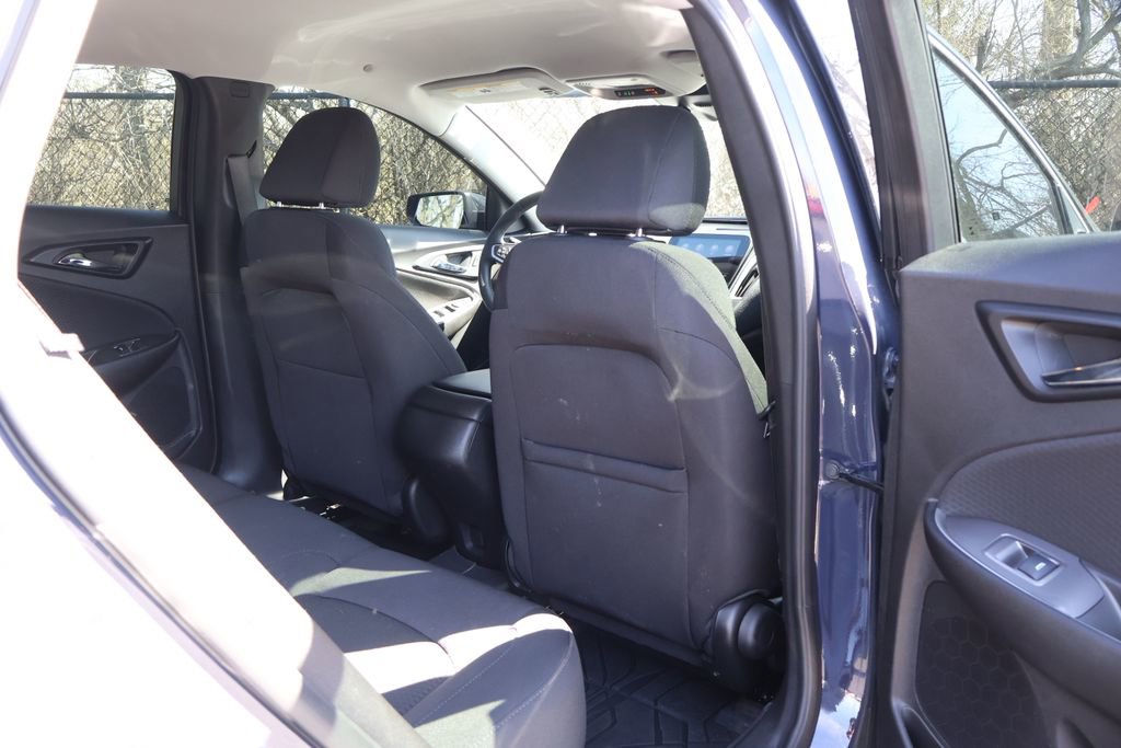 Used 2025 Chevrolet Malibu RS w/ LPO, Floor Liner Package image 46