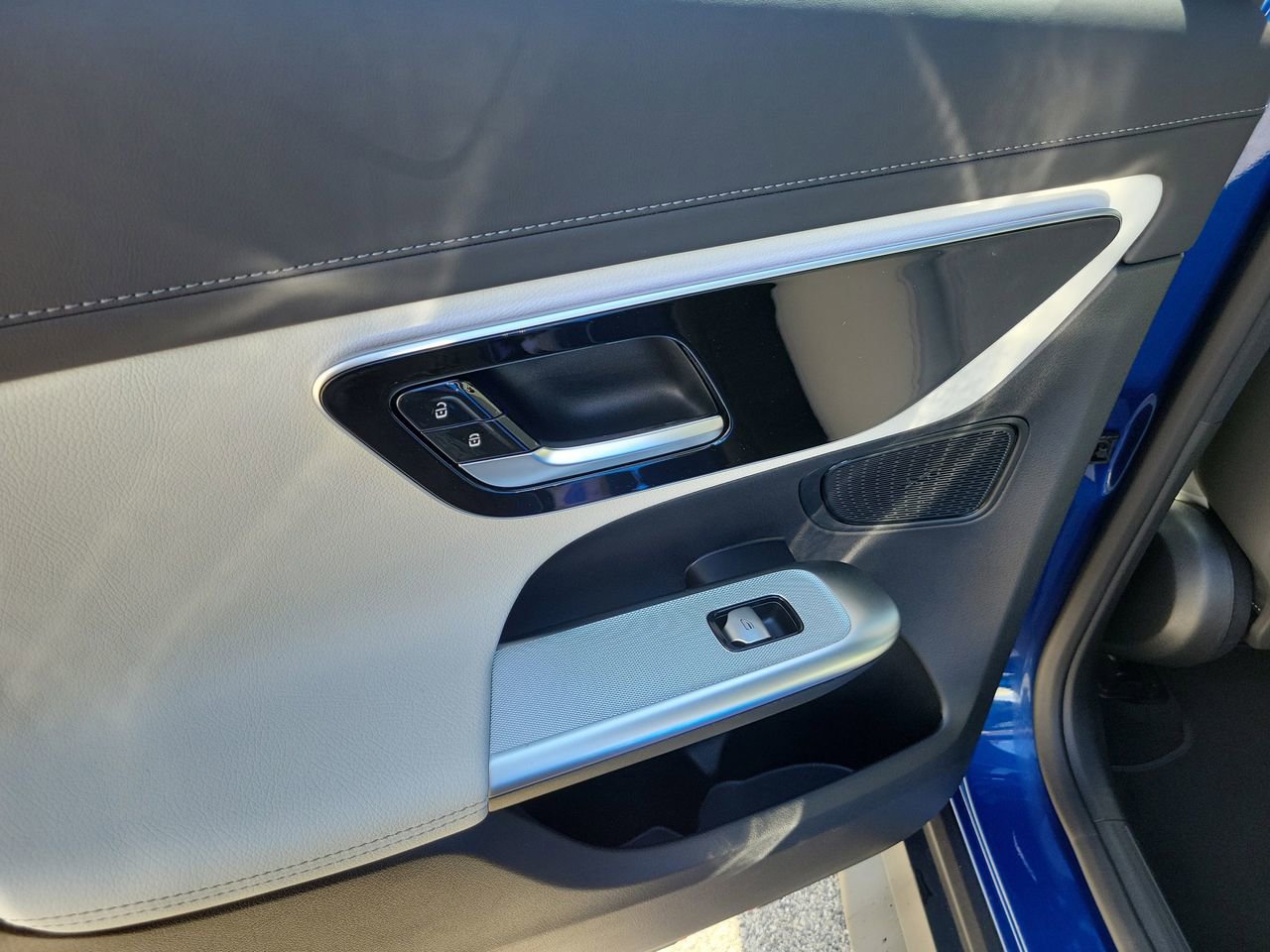 New 2026 Mercedes-Benz GLC 300 4MATIC image 53