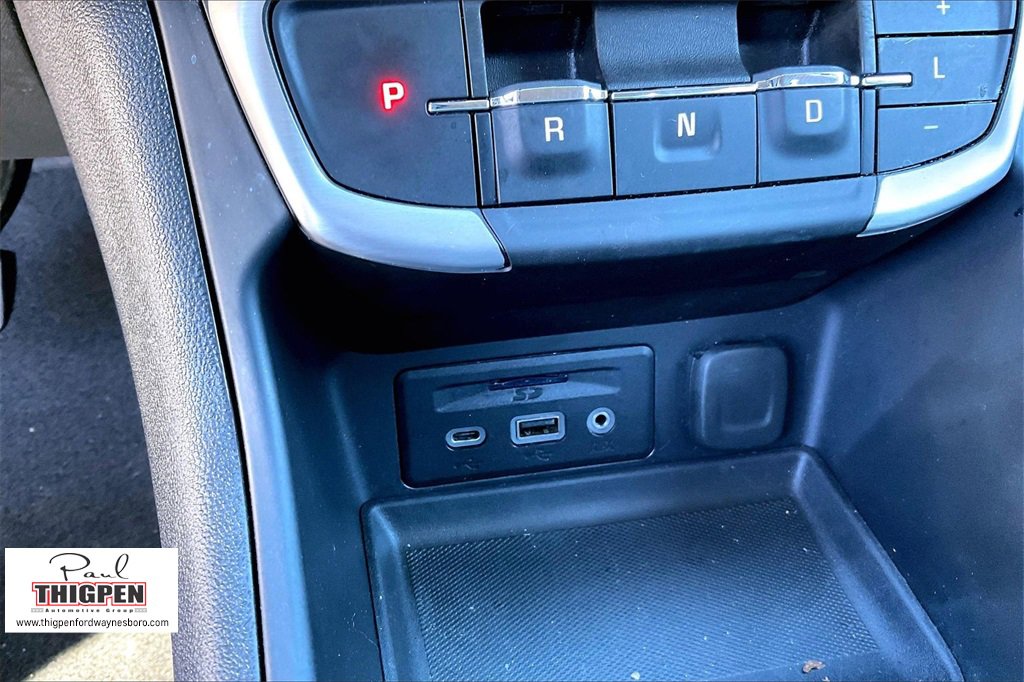 Used 2024 GMC Terrain SLT image 31