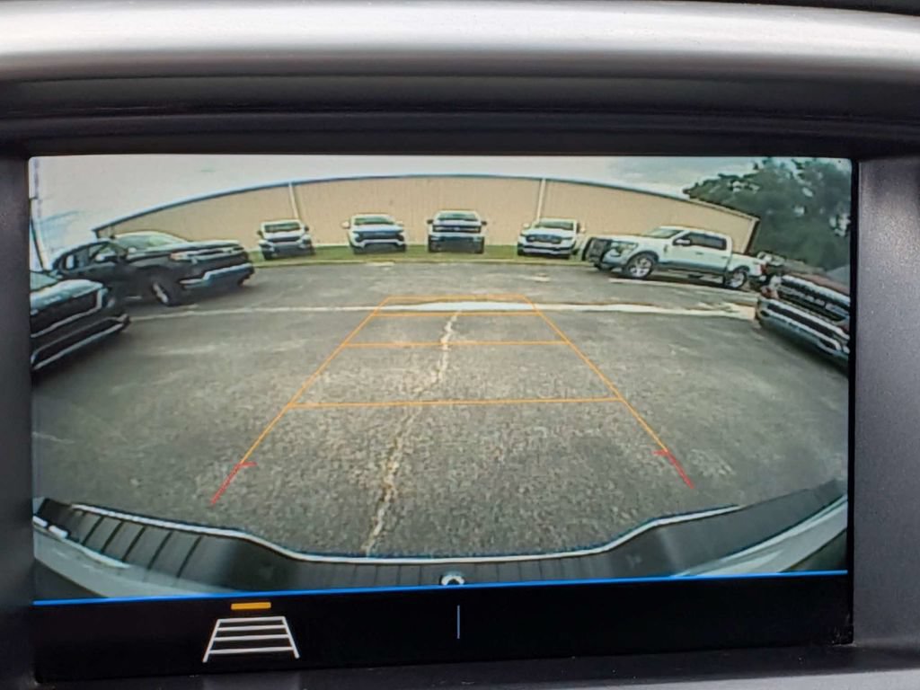 Used 2022 Chevrolet Colorado LT w/ Fleet Safety Package RWD image 19