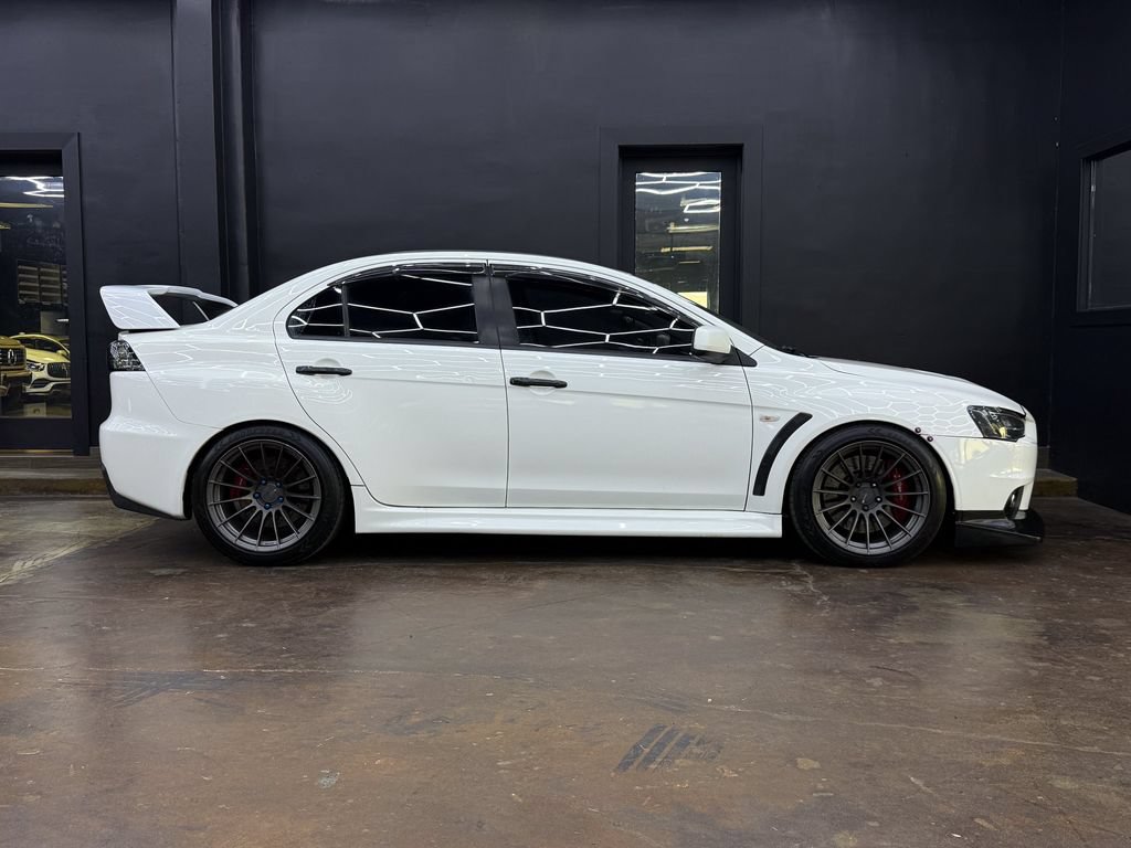 Used 2014 Mitsubishi Lancer Evolution GSR AWD/4WD image 9