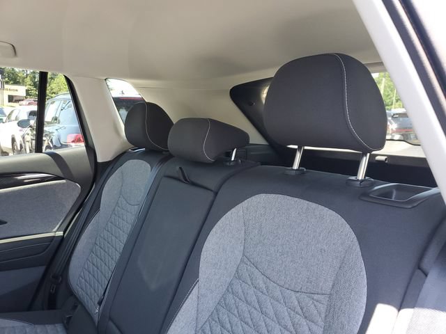 Certified 2025 Volkswagen Tiguan S FWD image 9