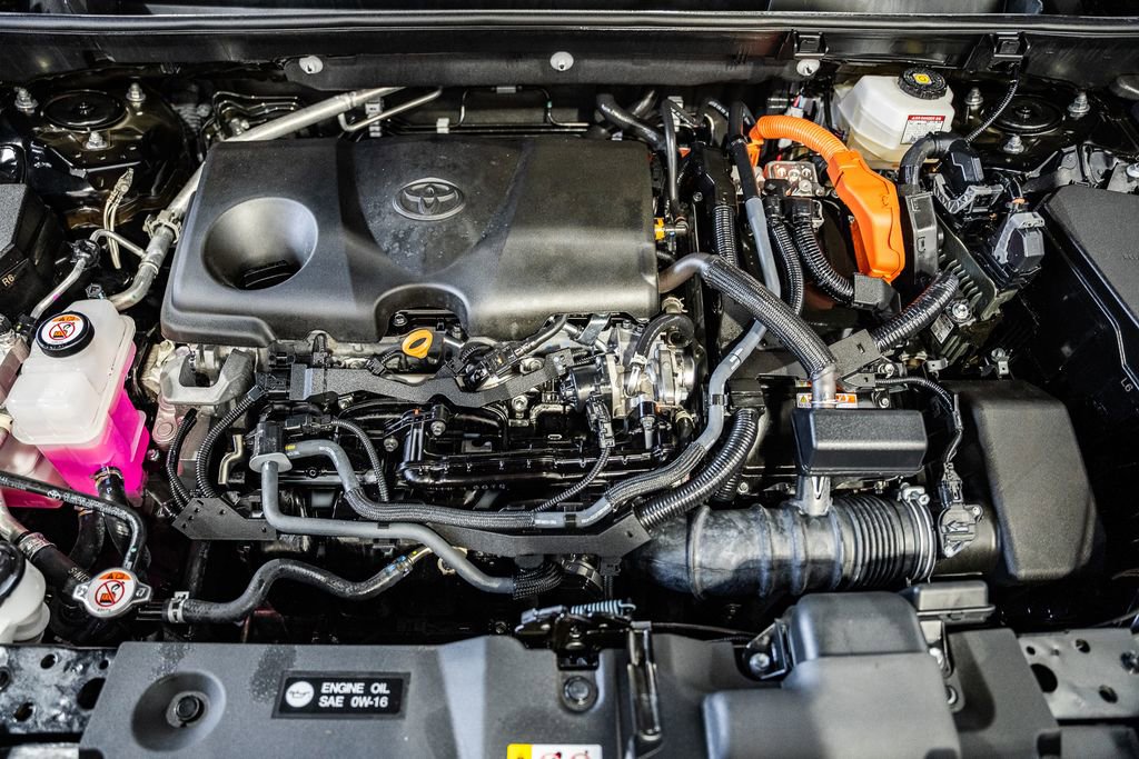 Used 2025 Toyota RAV4 XLE image 15