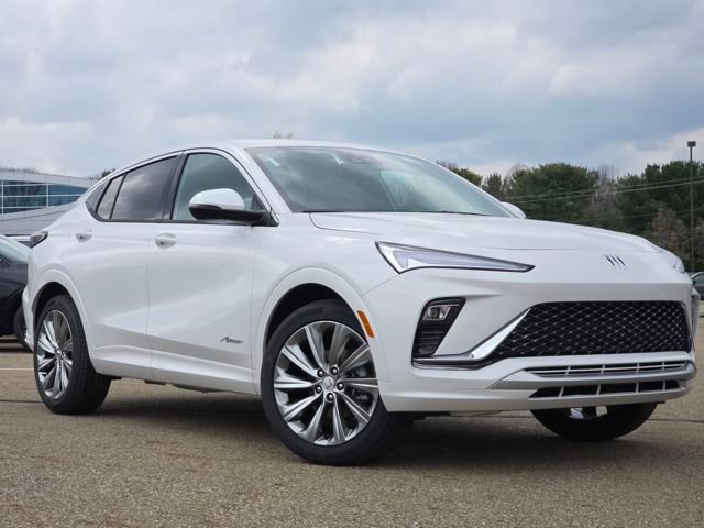 New 2026 Buick Envista Avenir image 2
