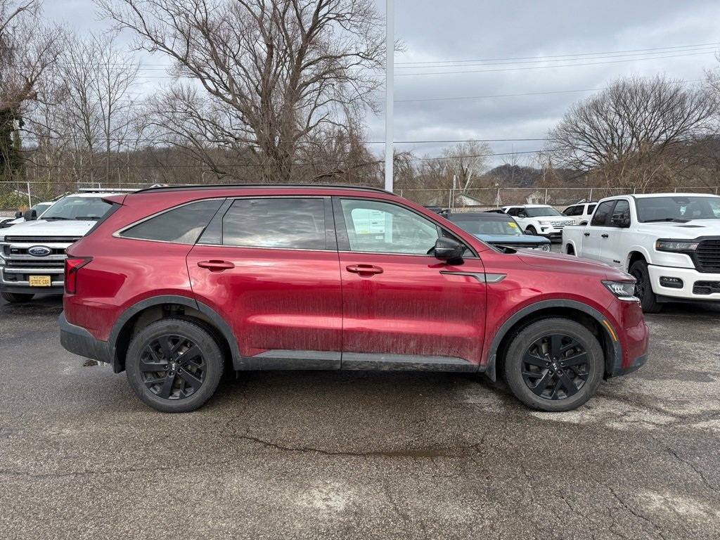 Used 2021 Kia Sorento S w/ Panoramic Sunroof Package image 5