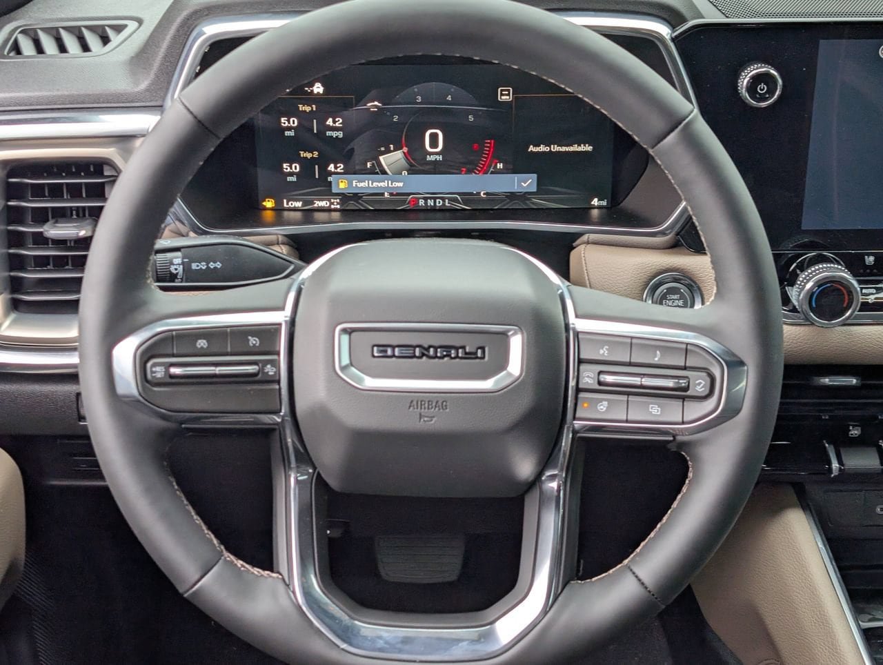 New 2026 GMC Canyon Denali AWD/4WD image 10
