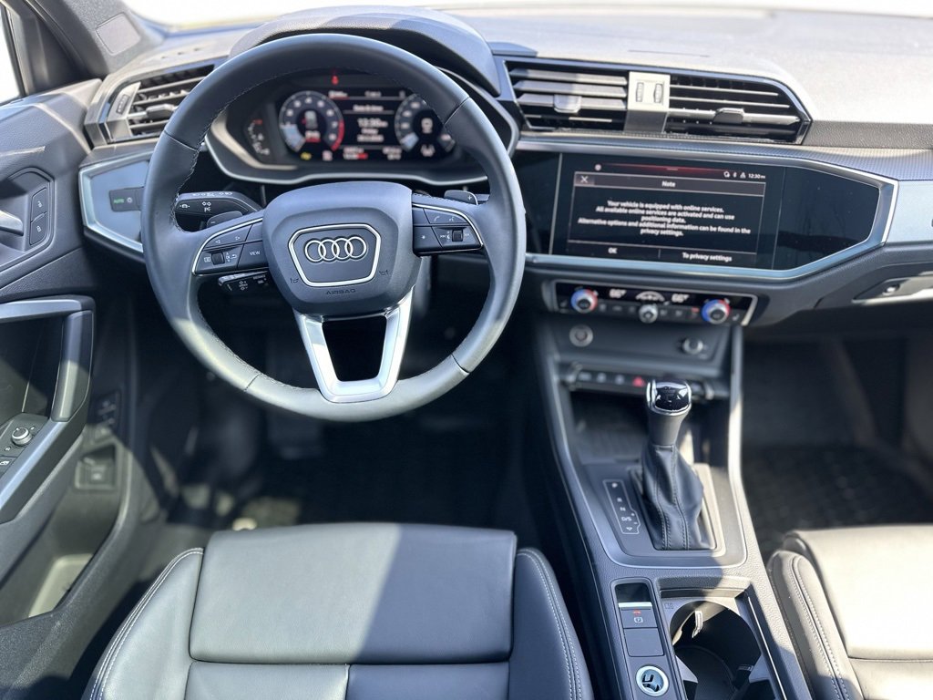 Used 2025 Audi Q3 2.0T Premium w/ Convenience Package image 11