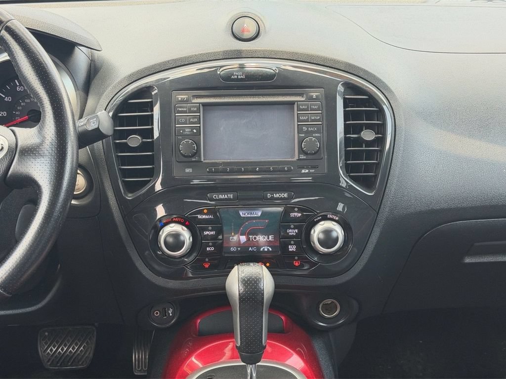 Used 2011 Nissan Juke SL AWD/4WD image 18