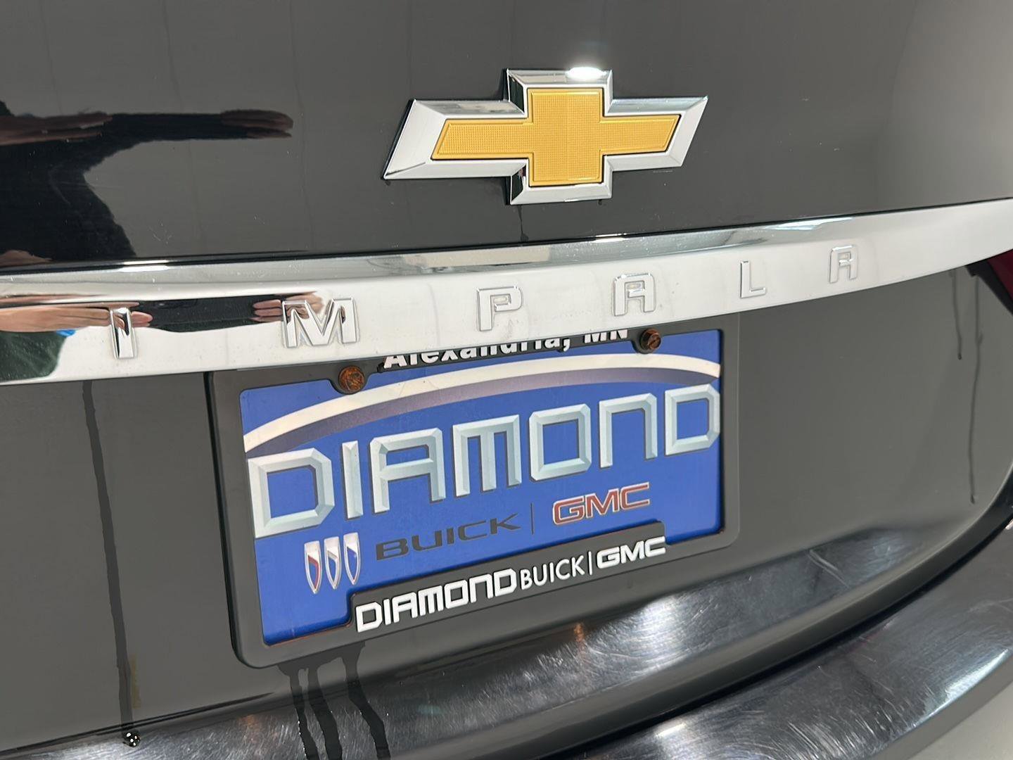 Used 2016 Chevrolet Impala LTZ FWD image 30