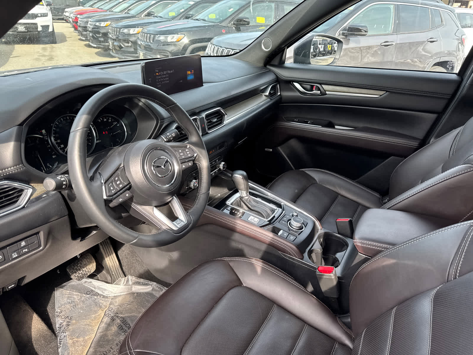 Used 2025 MAZDA CX-5 Signature image 11