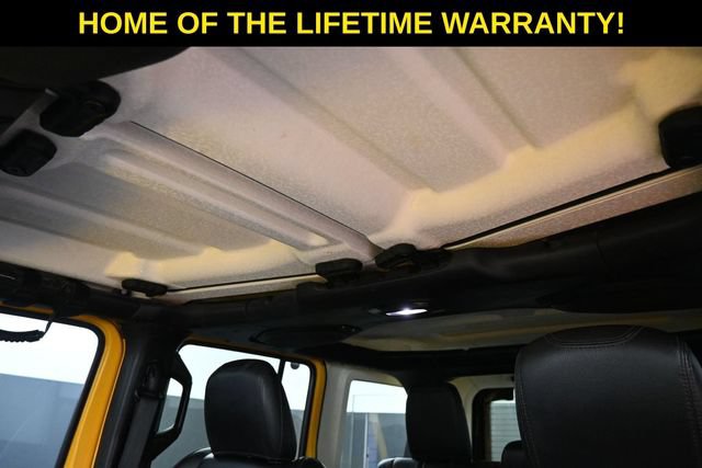 Used 2018 Jeep Wrangler Unlimited Rubicon w/ Cold Weather Group AWD/4WD image 37