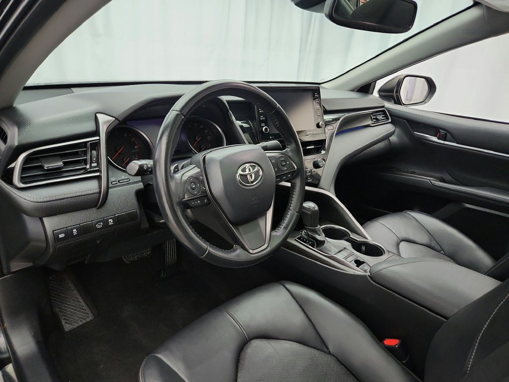 Used 2021 Toyota Camry XSE FWD image 10