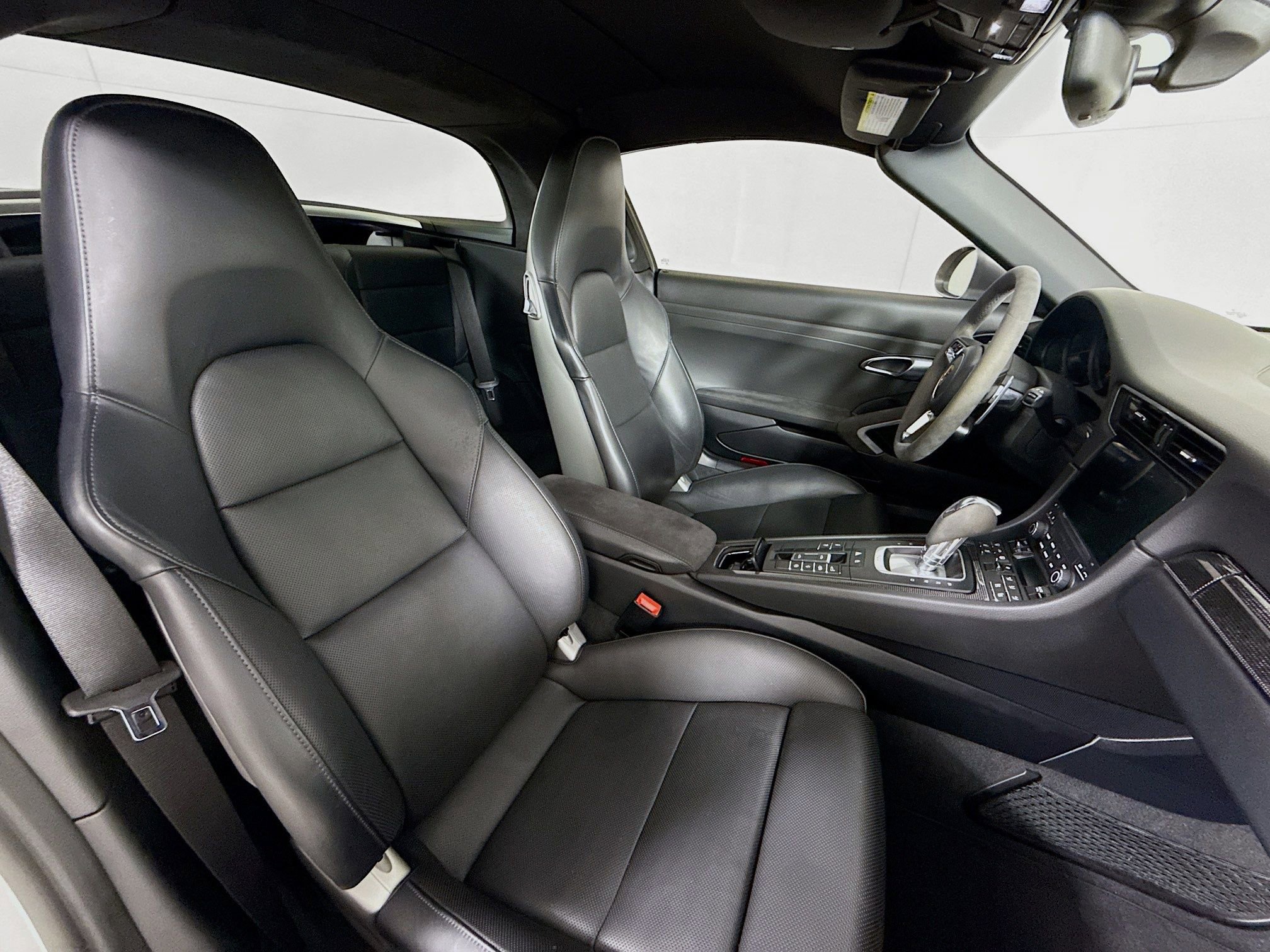 Certified 2019 Porsche 911 Targa 4 GTS image 25