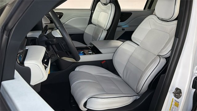 New 2026 Lincoln Aviator Black Label w/ Black Label Special Edition image 23