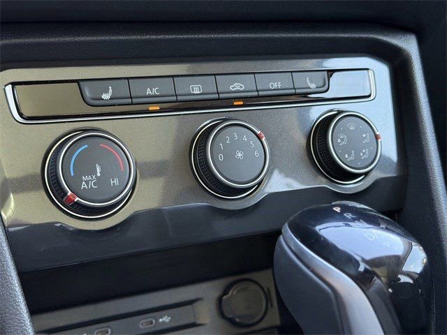 Used 2024 Volkswagen Tiguan Wolfsburg Edition image 19