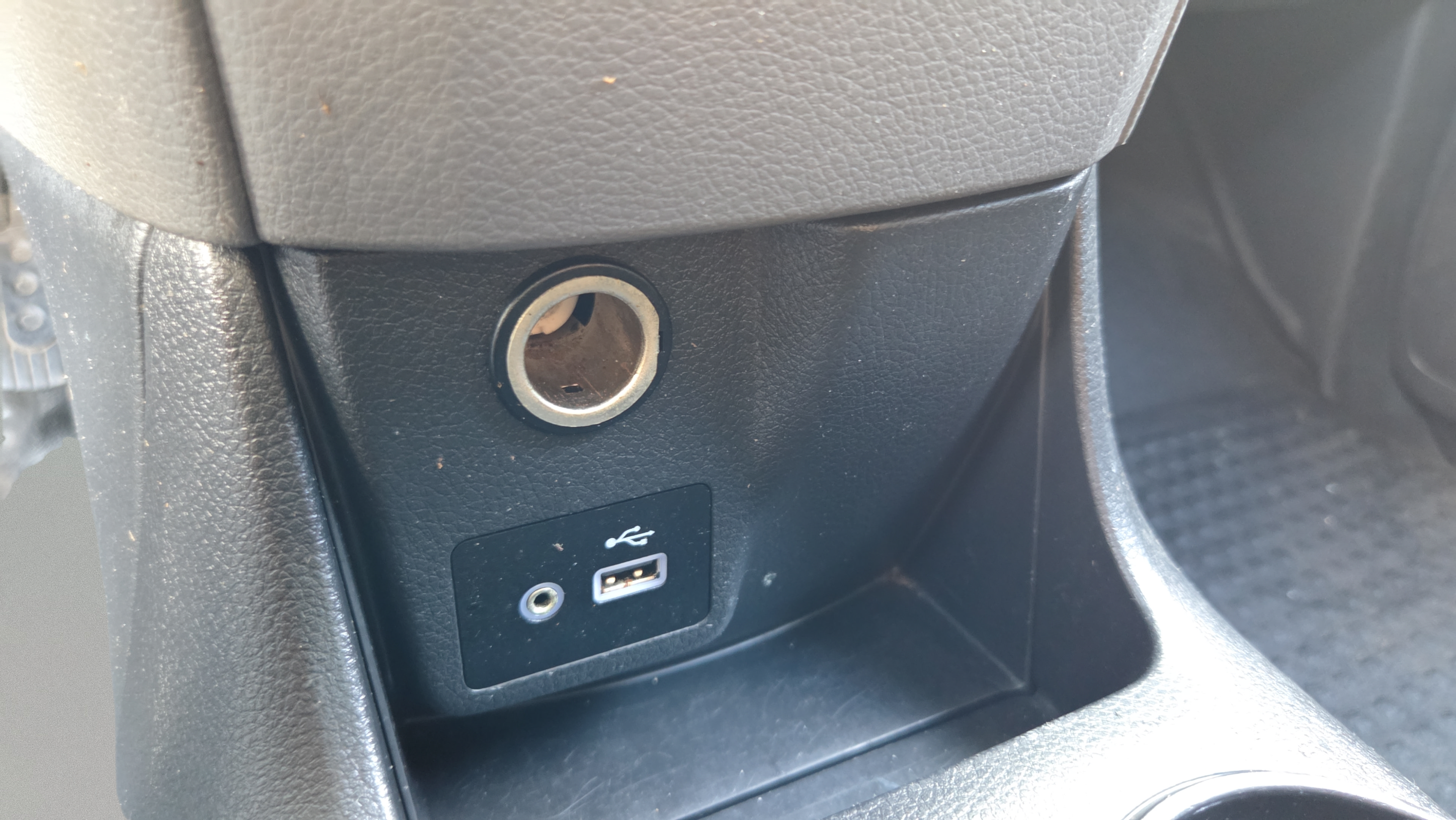 Used 2020 Nissan NV200 S w/ Back Door Glass Package FWD image 20