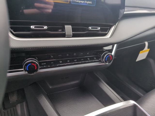 New 2026 Chevrolet Equinox LT w/ Convenience Package II image 21