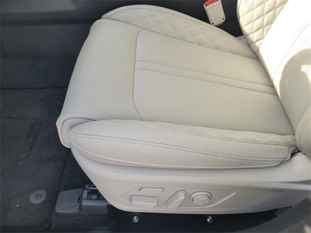 Used 2025 Kia Sorento SX Prestige image 25