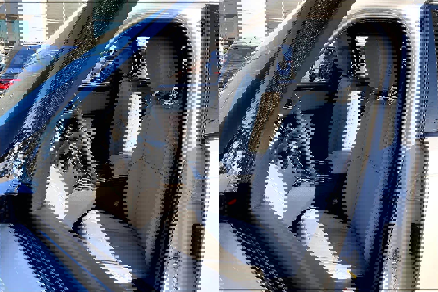 New 2026 Land Rover Range Rover Velar Dynamic SE image 11