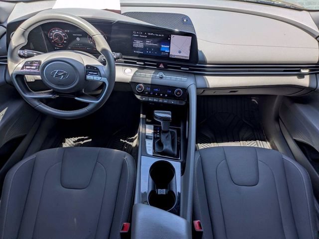 Used 2023 Hyundai Elantra SEL w/ Convenience Package FWD image 14