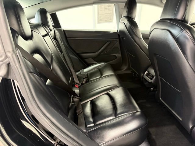 Used 2021 Tesla Model 3 Standard Range Plus RWD image 24