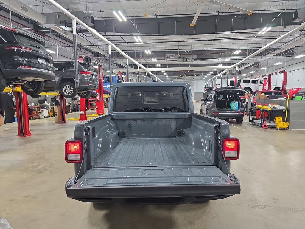 New 2026 Jeep Gladiator Sport image 13