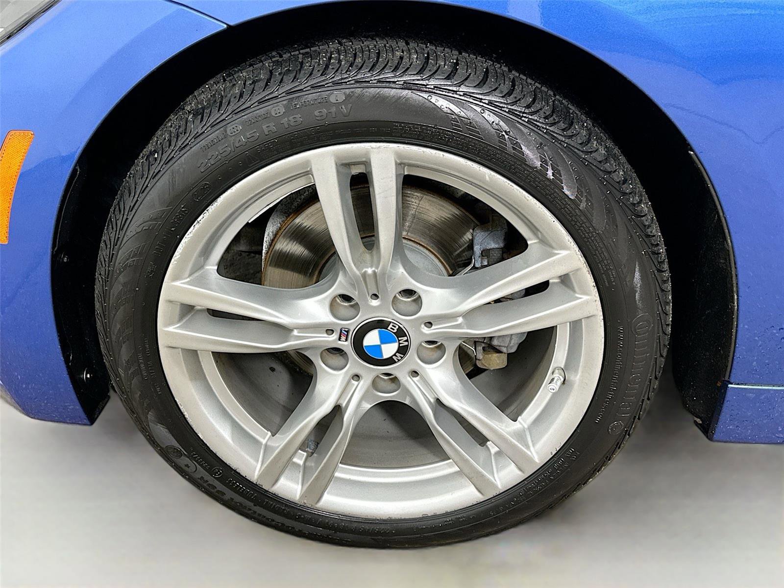 Used 2019 BMW 430i xDrive Convertible w/ M Sport Package image 32