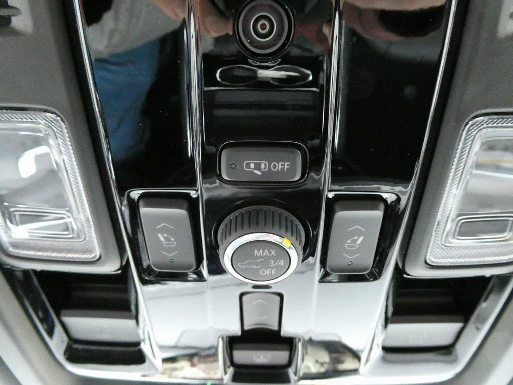 New 2026 Chevrolet Suburban Z71 w/ Z71 Off-Road Package image 38