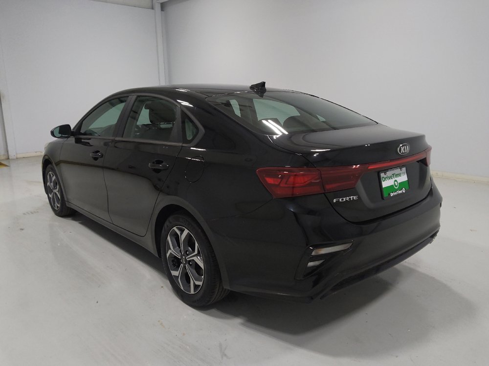 Used 2020 Kia Forte LXS FWD image 5