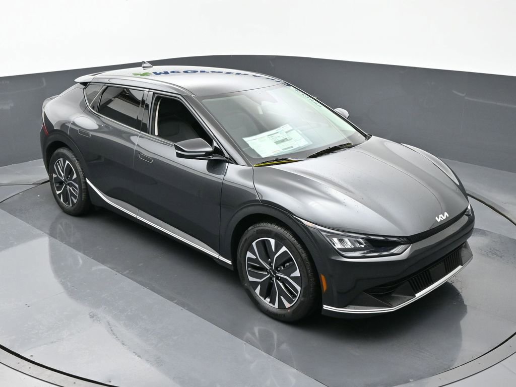 Used 2024 Kia EV6 Light image 3