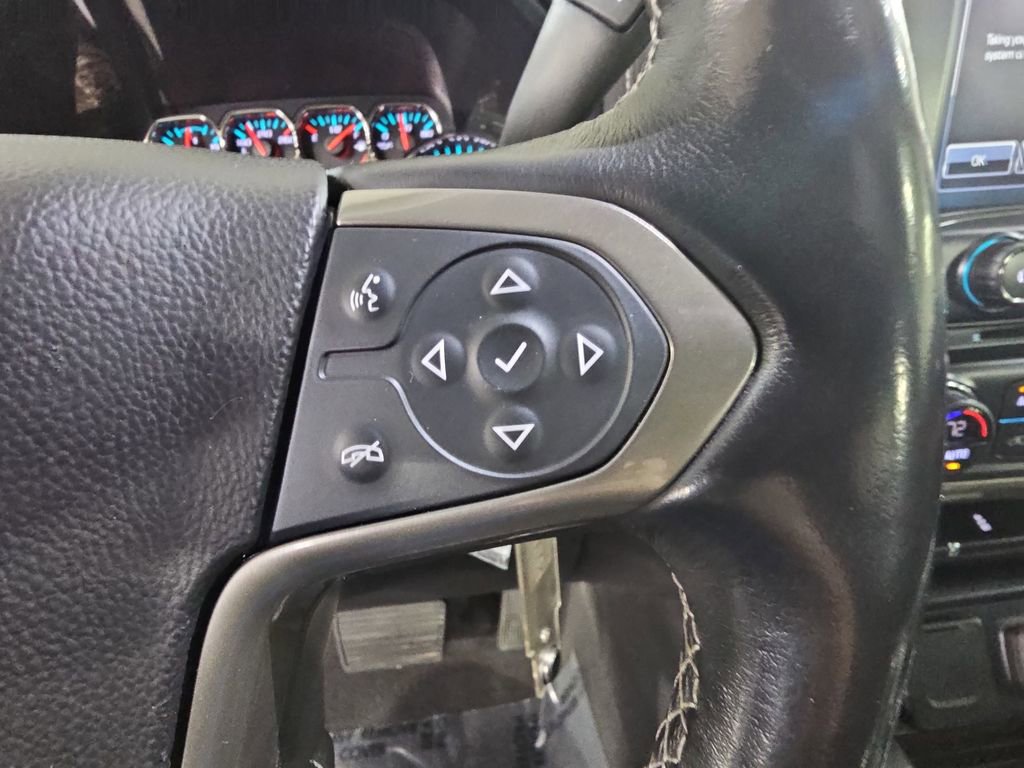 Used 2018 Chevrolet Silverado 1500 High Country image 22