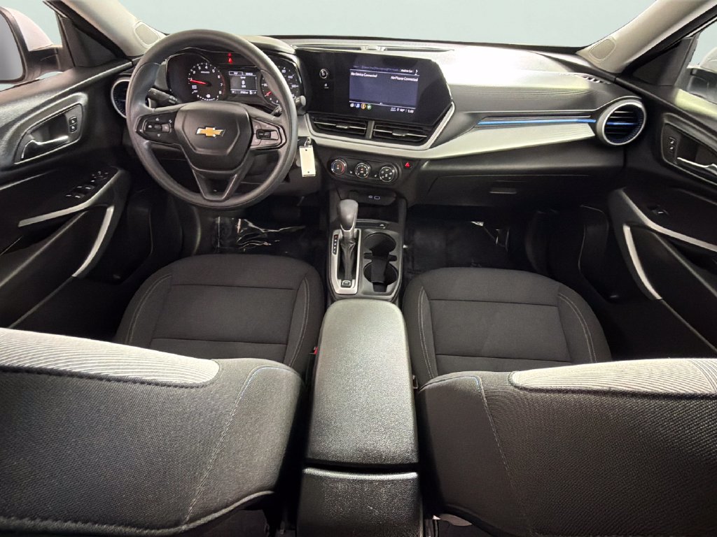Certified 2024 Chevrolet Trax LS w/ LS Convenience Package FWD image 30