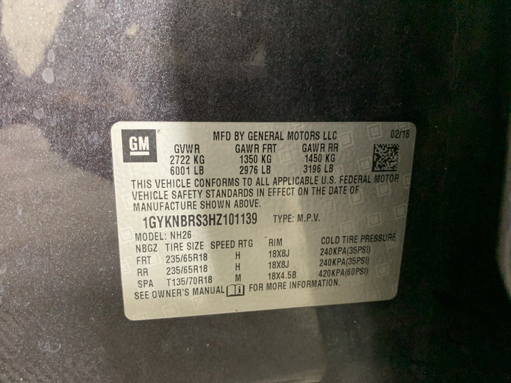 Used 2017 Cadillac XT5 Luxury w/ Driver Awareness Package image 12