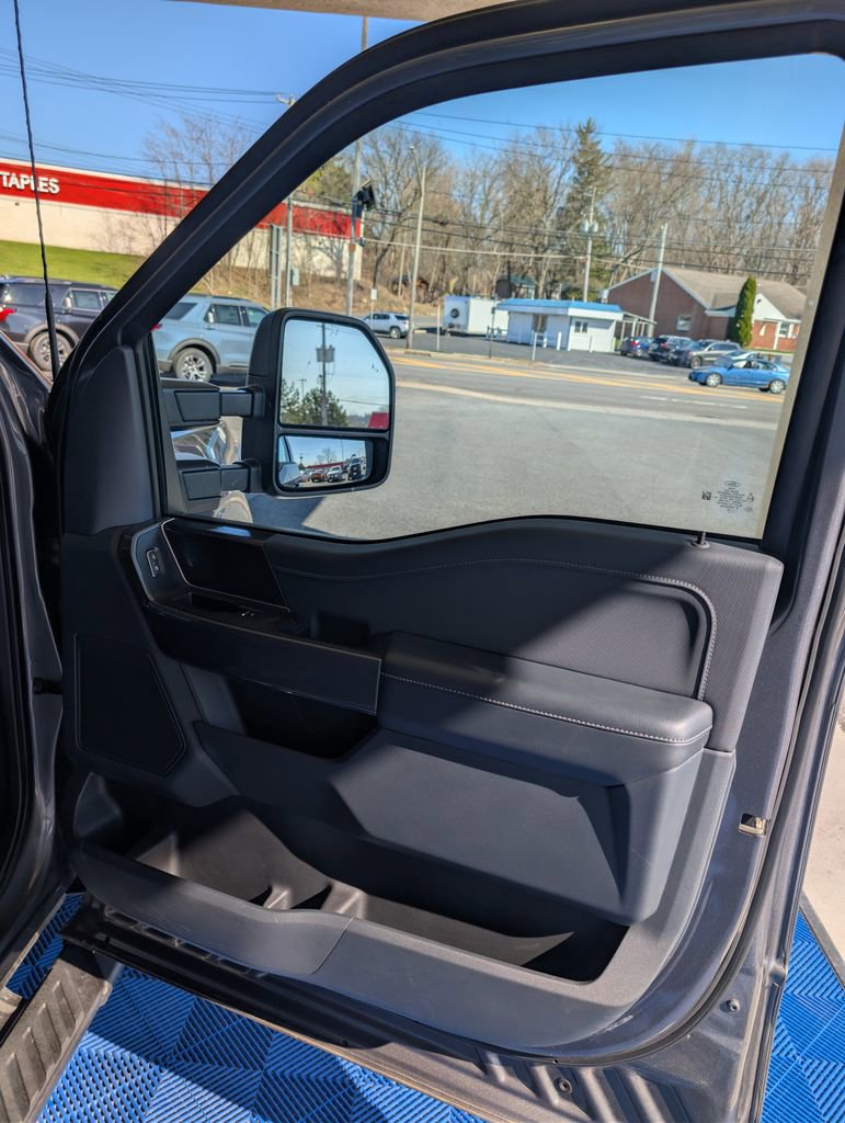 Used 2022 Ford F150 XLT w/ Equipment Group 302A High image 26